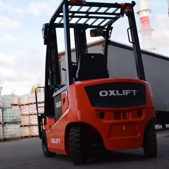 OXLIFT RX 1650 5 М 1600 кг Электрический погрузчик в Москве купить по выгодной цене 100kwatt.ru