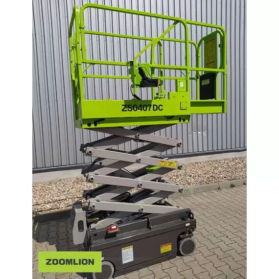 ZOOMLION ZS0407DC 240 кг 4,5 м Подъемник ножничный аккумуляторный, Грузоподъемность: 240 кг, Высота подъема, м.: 4.5 м, Тип питания: аккумуляторные (DC), Напряжение: 12 В, Тип батареи: Кислотная, обслуживаемая купить по выгодной цене 100kwatt.ru