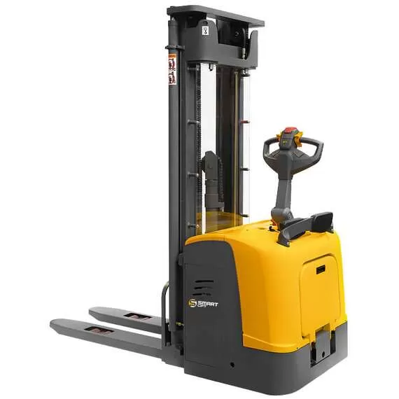 SMARTLIFT CDDK15-III 1500 кг 4,5 м 240 Ач Штабелер электрический самоходный с платформой оператора в Москве купить по выгодной цене 100kwatt.ru